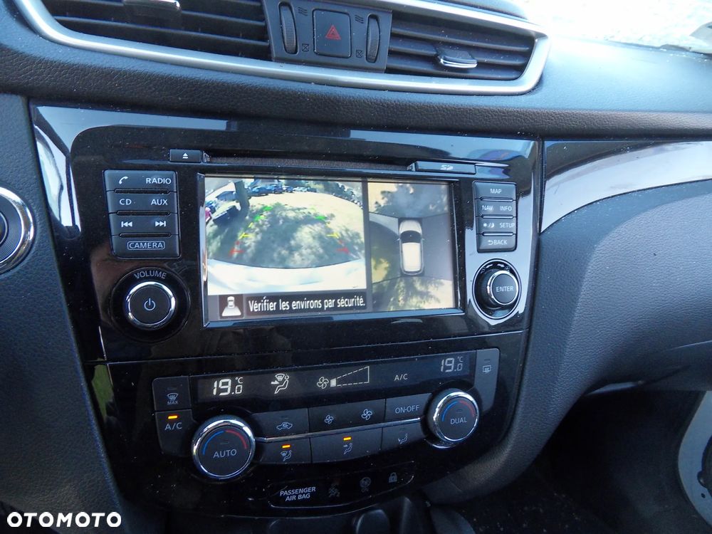 Nissan Qashqai 1.5 dCi N-Connecta - 18