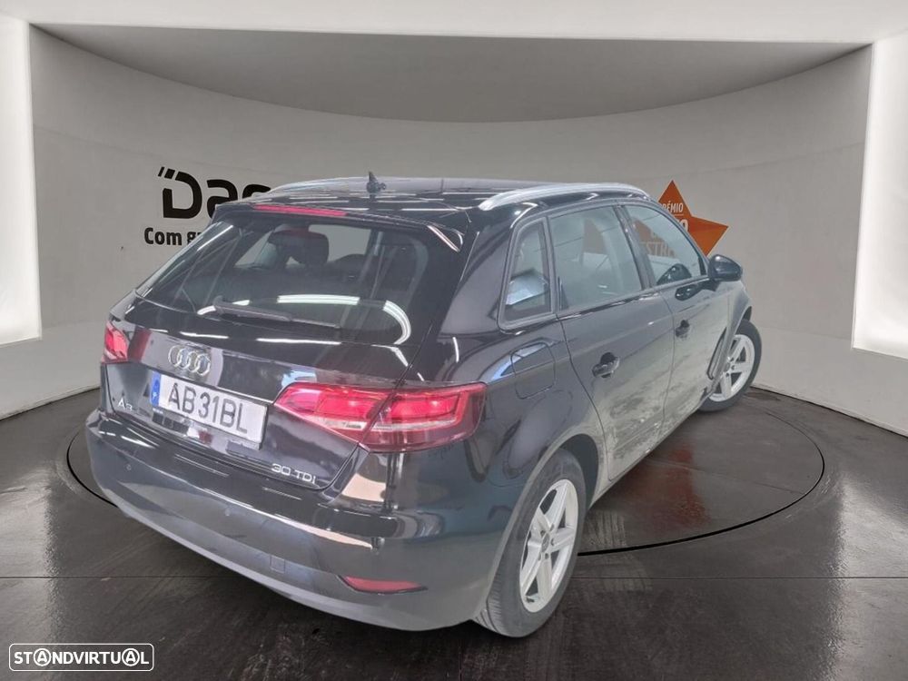 Audi A3 Sportback 30 TDI - 3