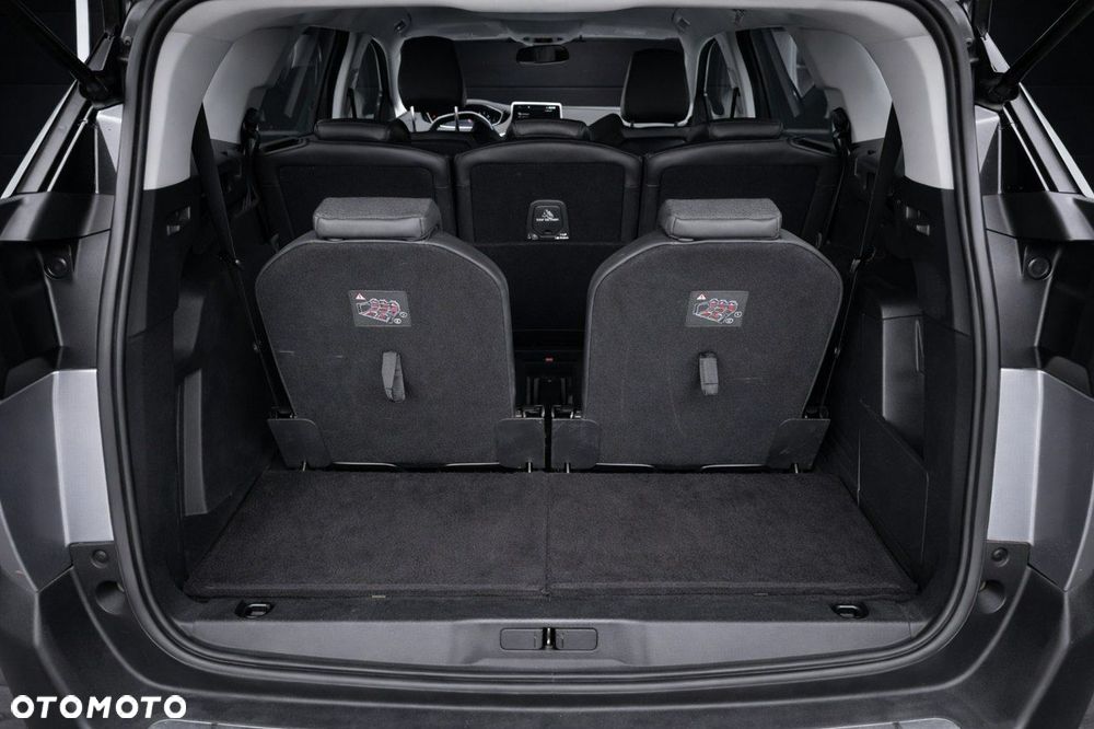 Peugeot 5008 - 16