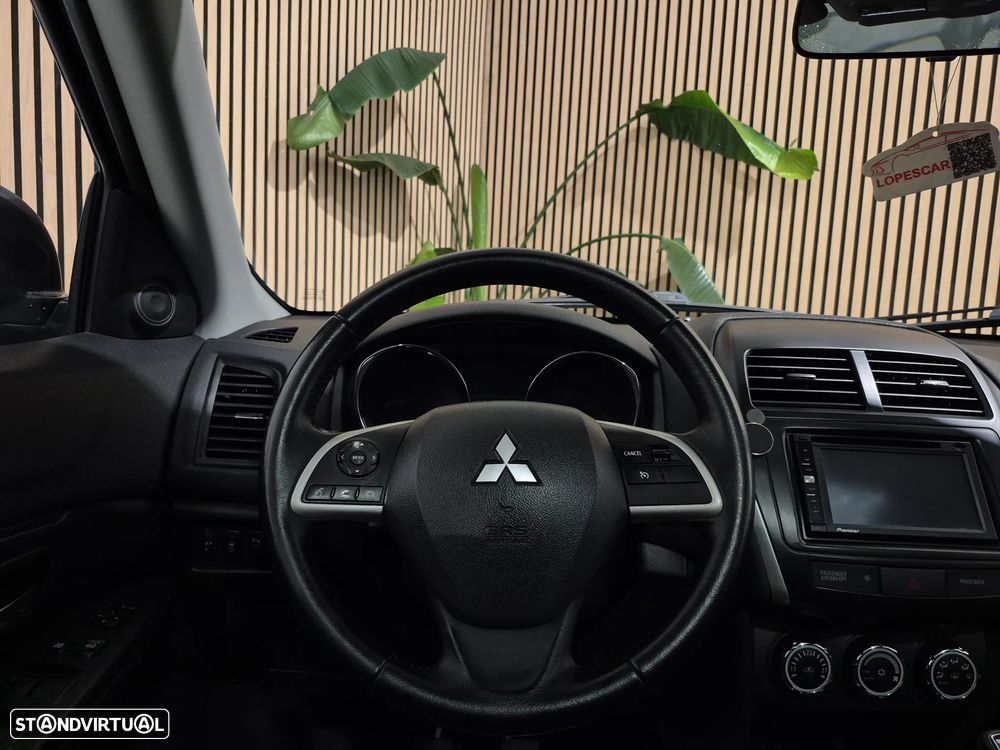 Mitsubishi ASX 1.8 DI-D Instyle - 25