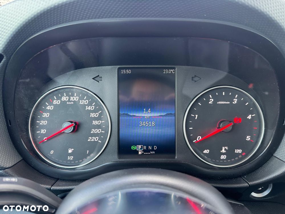 Mercedes-Benz Klasa T 180 d Style - 19