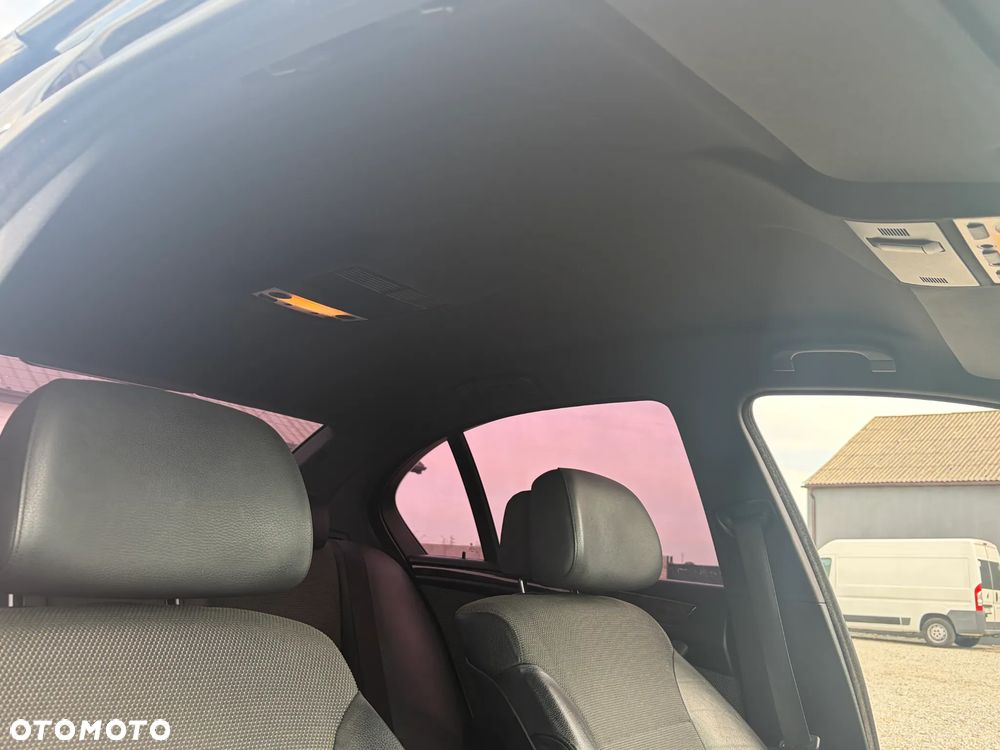 BMW Seria 5 - 28