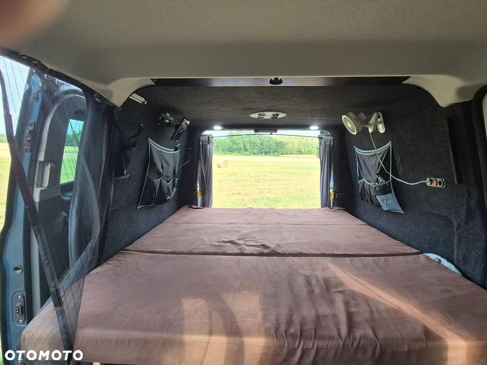 Ford Transit Custom - 8