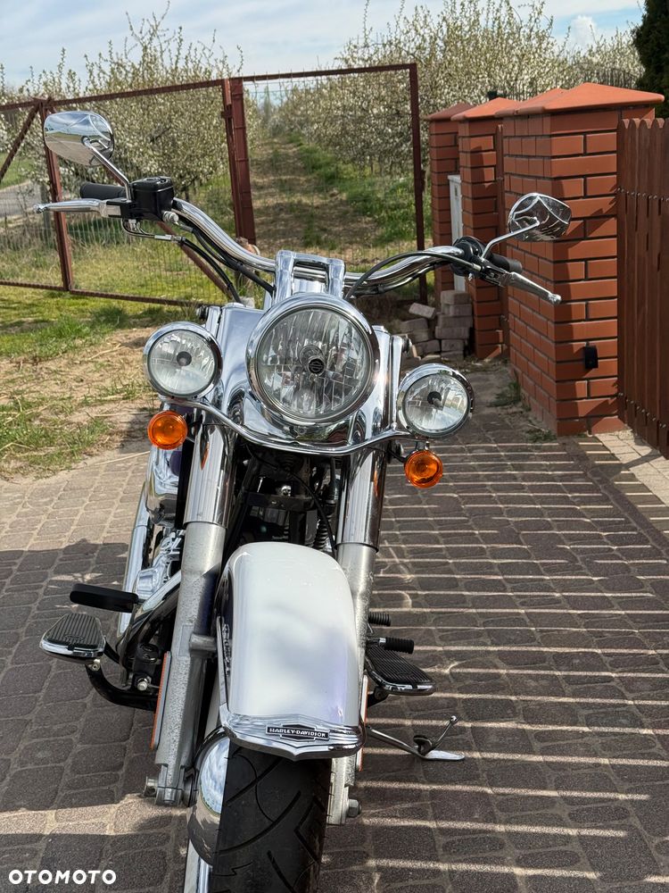 Harley-Davidson Softail Deluxe - 8