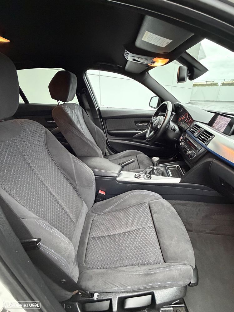 BMW 318 d Pack M - 15