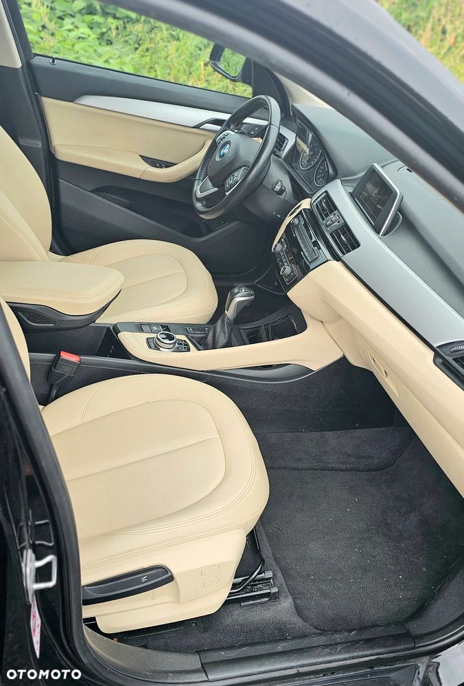 BMW X1 xDrive18d - 8