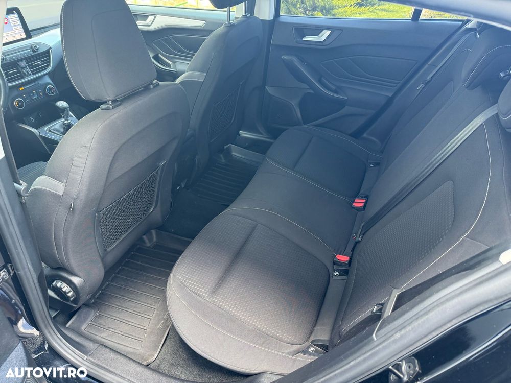 Ford Focus 1.5 EcoBlue Connected - 8