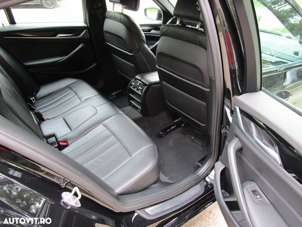 BMW Seria 5 530e xDrive AT PHEV - 23