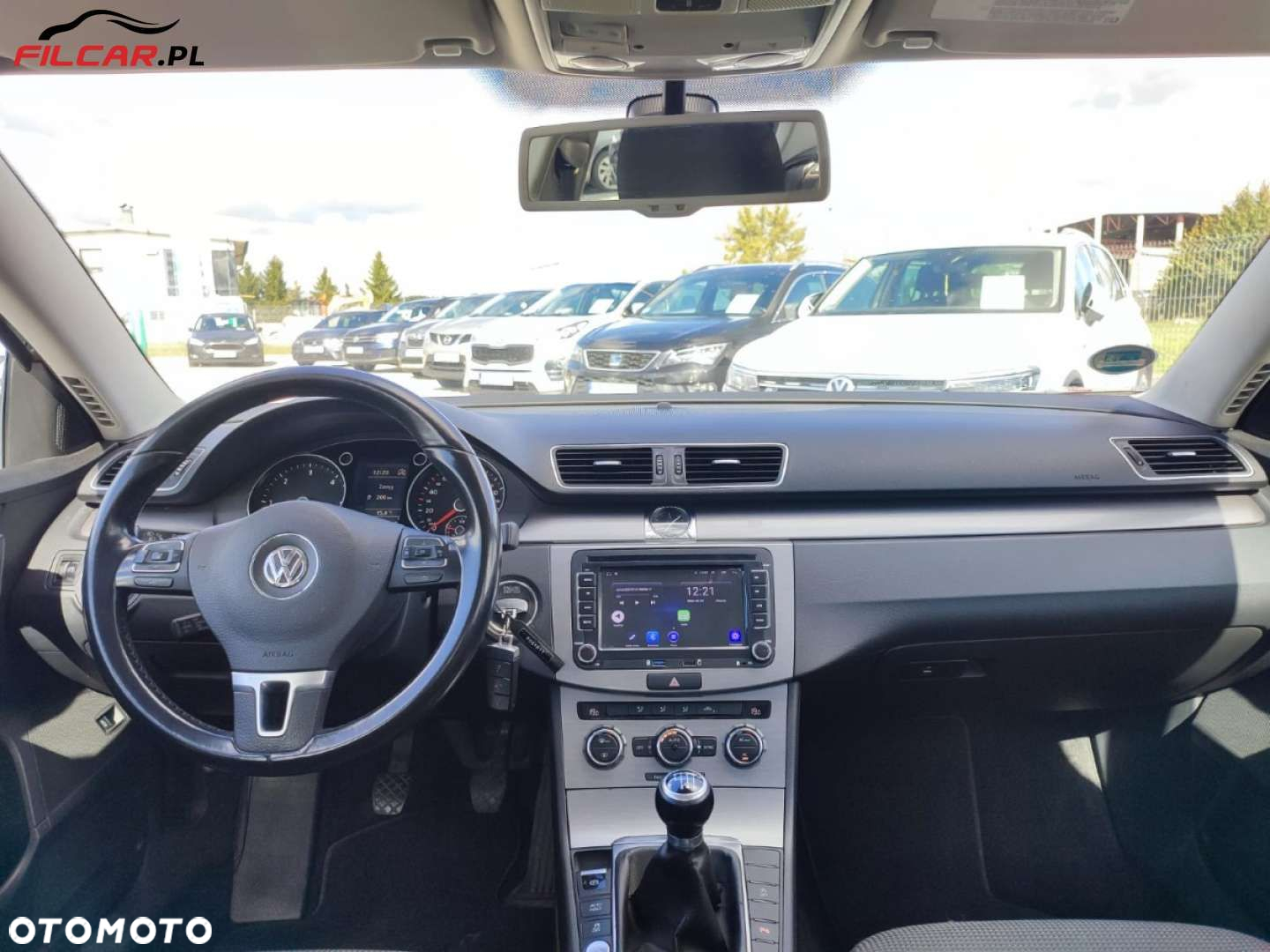 Volkswagen Passat - 8