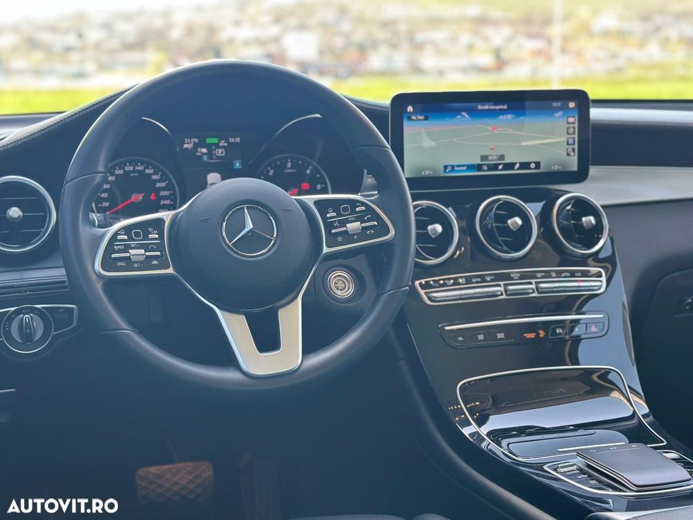 Mercedes-Benz GLC - 17