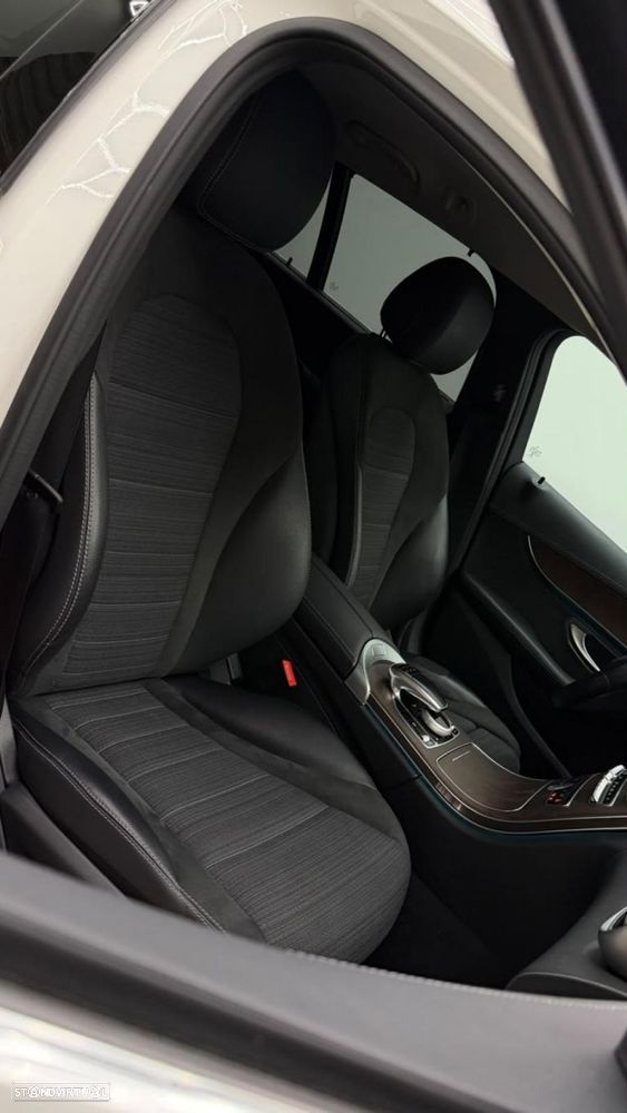 Mercedes-Benz C 220 CDI DPF (BlueEFFICIENCY) 7G-TRONIC - 34