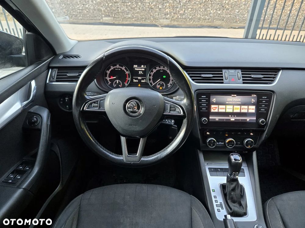 Skoda Octavia 1.4 TSI Ambition DSG - 6