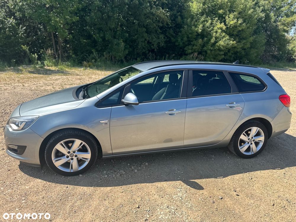 Opel Astra 1.4 Turbo Sports Tourer 150 Jahre - 4