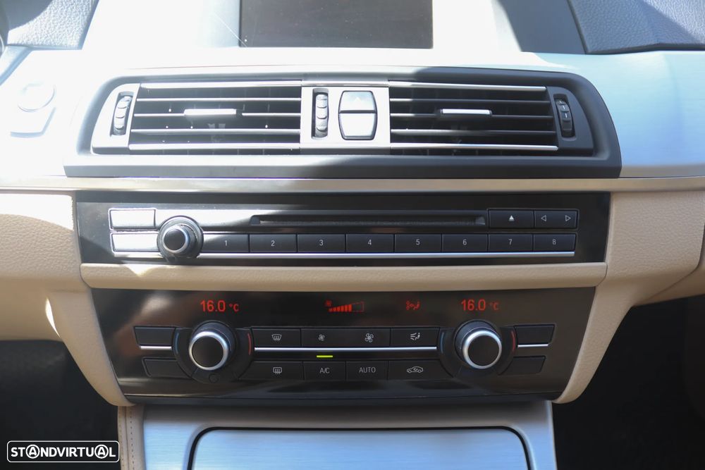 BMW 520 d Auto - 16