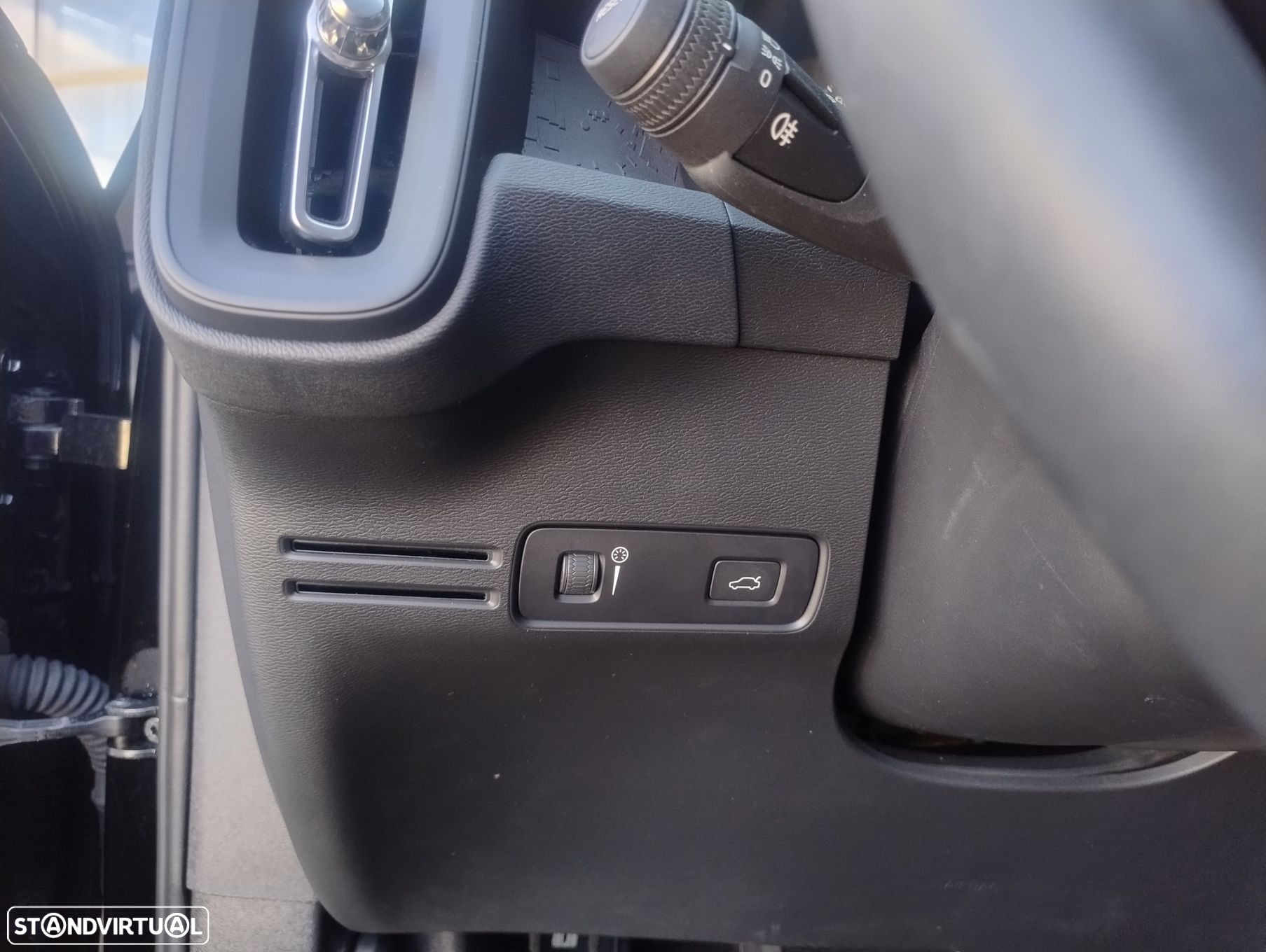 Volvo XC 40 1.5 T2 Momentum - 31