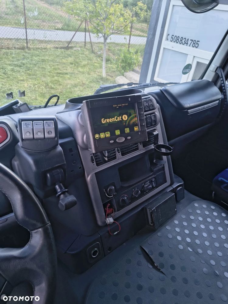 Iveco STRALIS - 11
