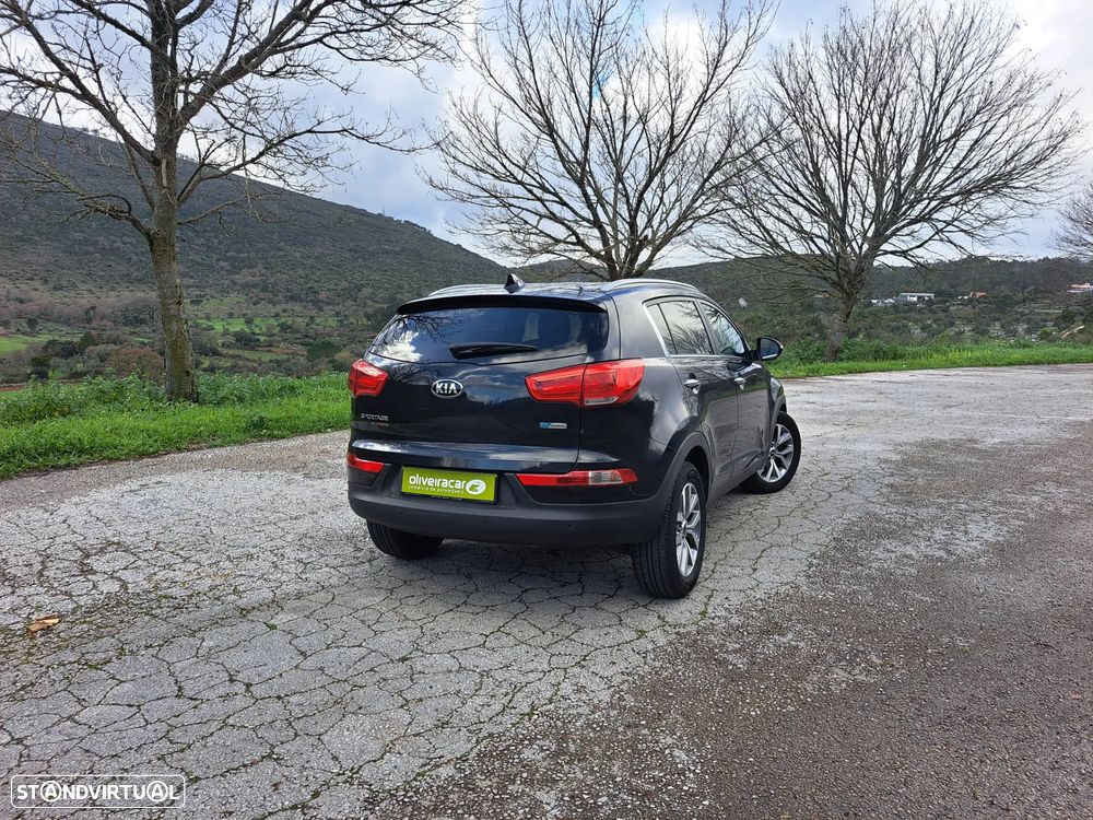 Kia Sportage 1.7 CRDI ISG TX Navi - 4