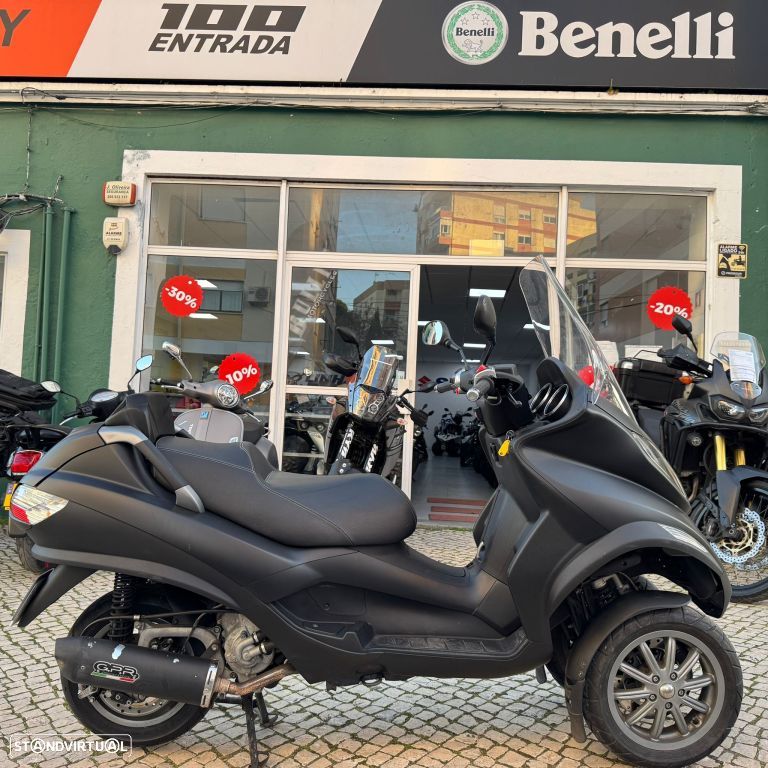 Piaggio MP3 250 - 3