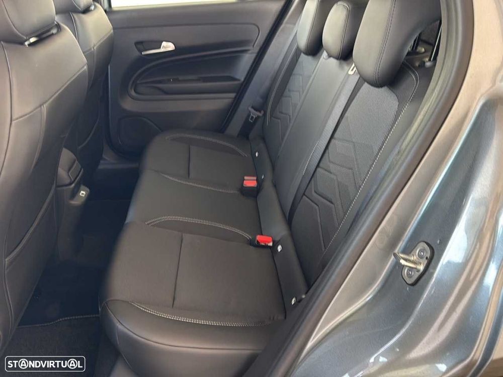 Jeep Avenger 1.2 e-Hybrid Altitude DCT - 10