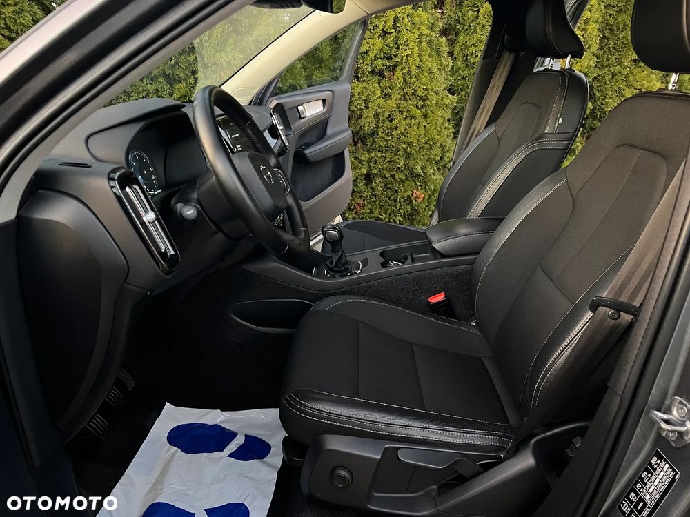 Volvo XC 40 D3 Momentum - 27