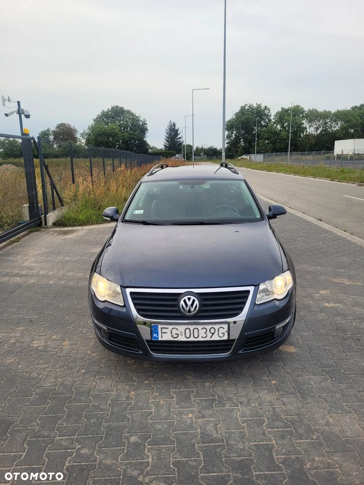 Volkswagen Passat - 3