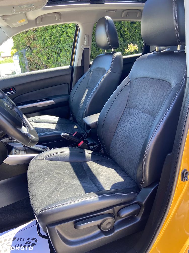 Suzuki Vitara 1.4 Boosterjet Premium 4WD - 26