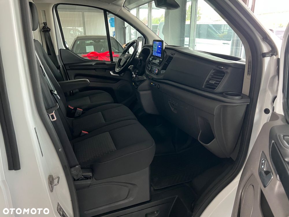 Ford Transit Custom - 41