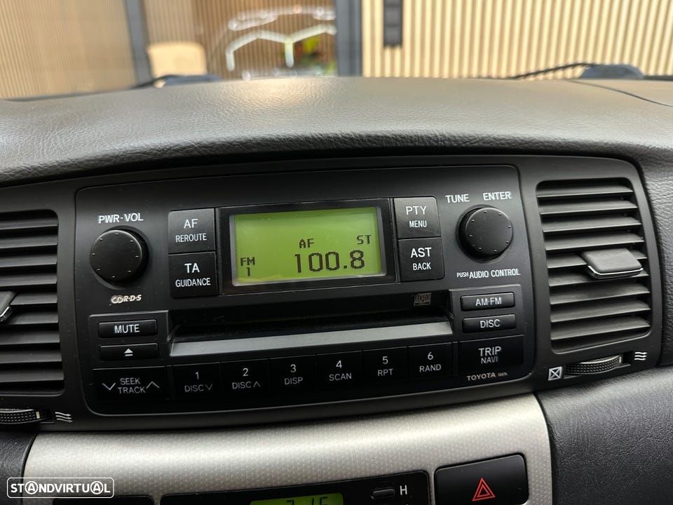 Toyota Corolla - 14
