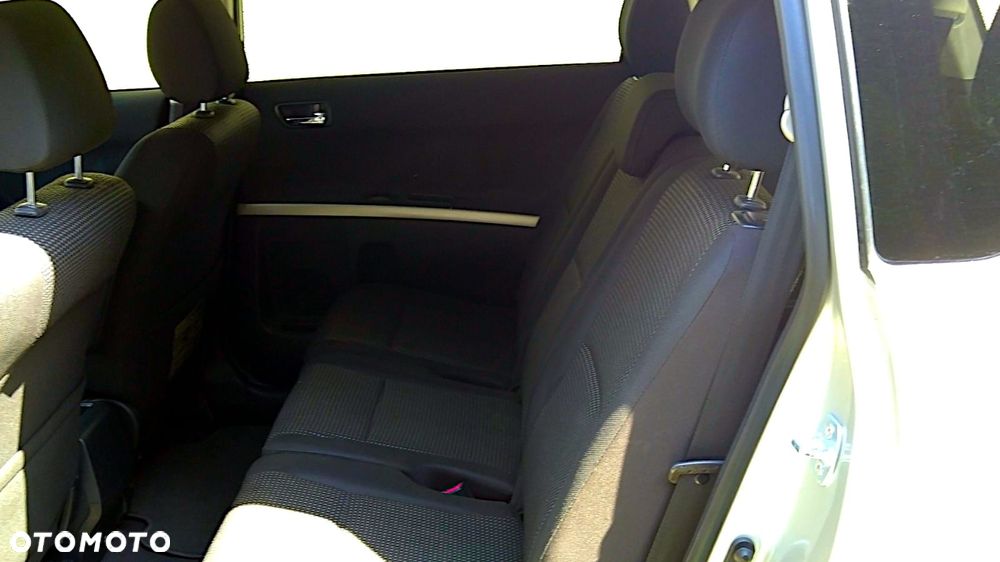 Toyota Corolla Verso 2.2 D-CAT DPF Sol - 11
