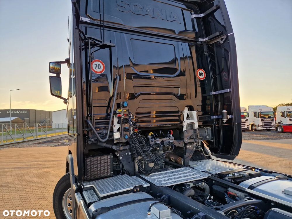 Scania S500/ 2019r/ FULL PODUCHY/ FULL LEDy/ ADR AT/ BAKI 1250L/ PO ZŁOTYM KONTRAKCIE SERWISOWYM - 3