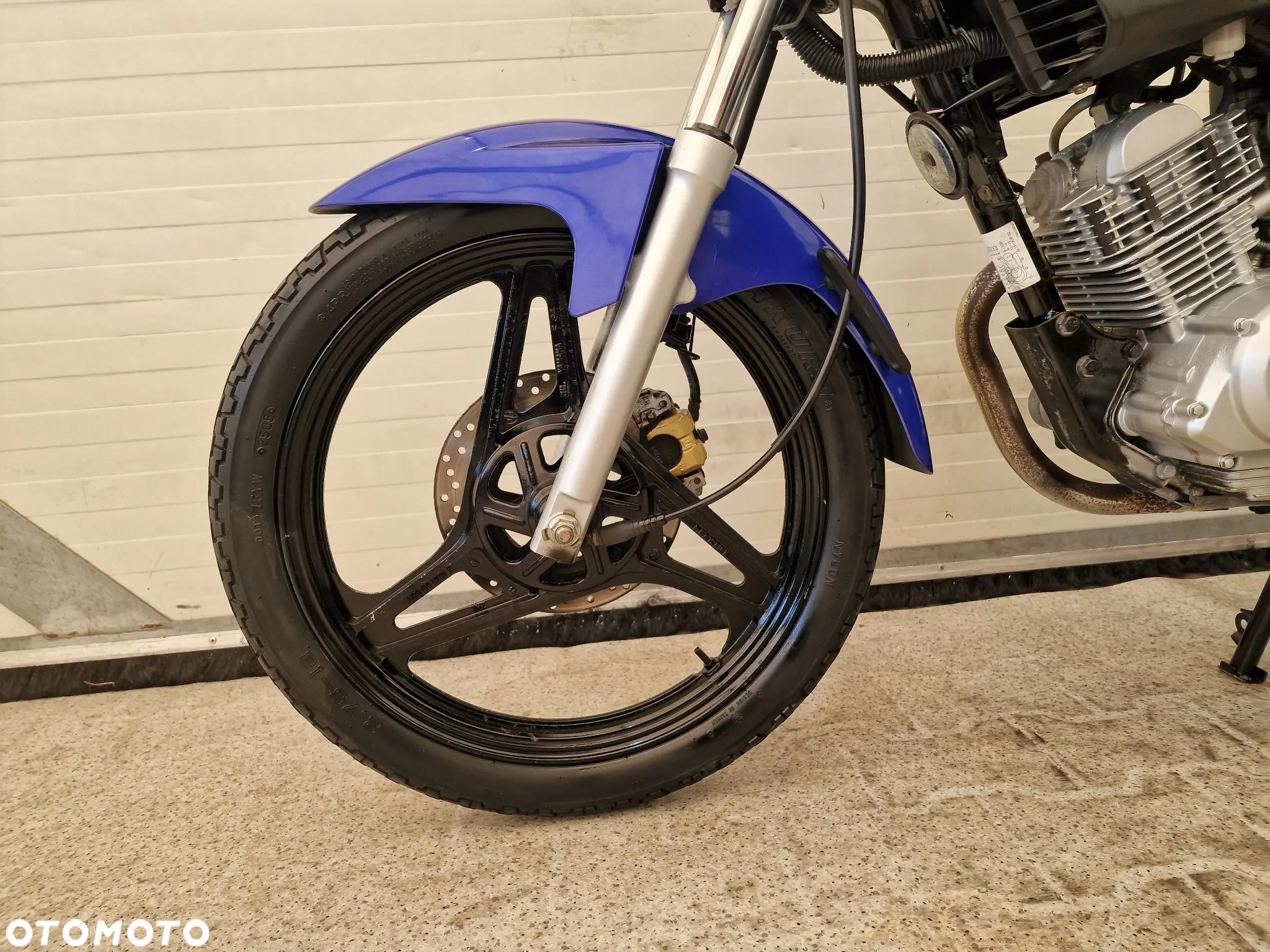 Yamaha YBR - 13