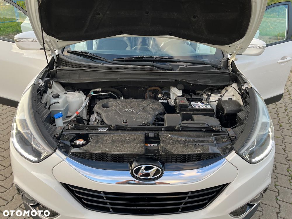 Hyundai ix35 1.6 2WD Fifa World Cup Edition - 10