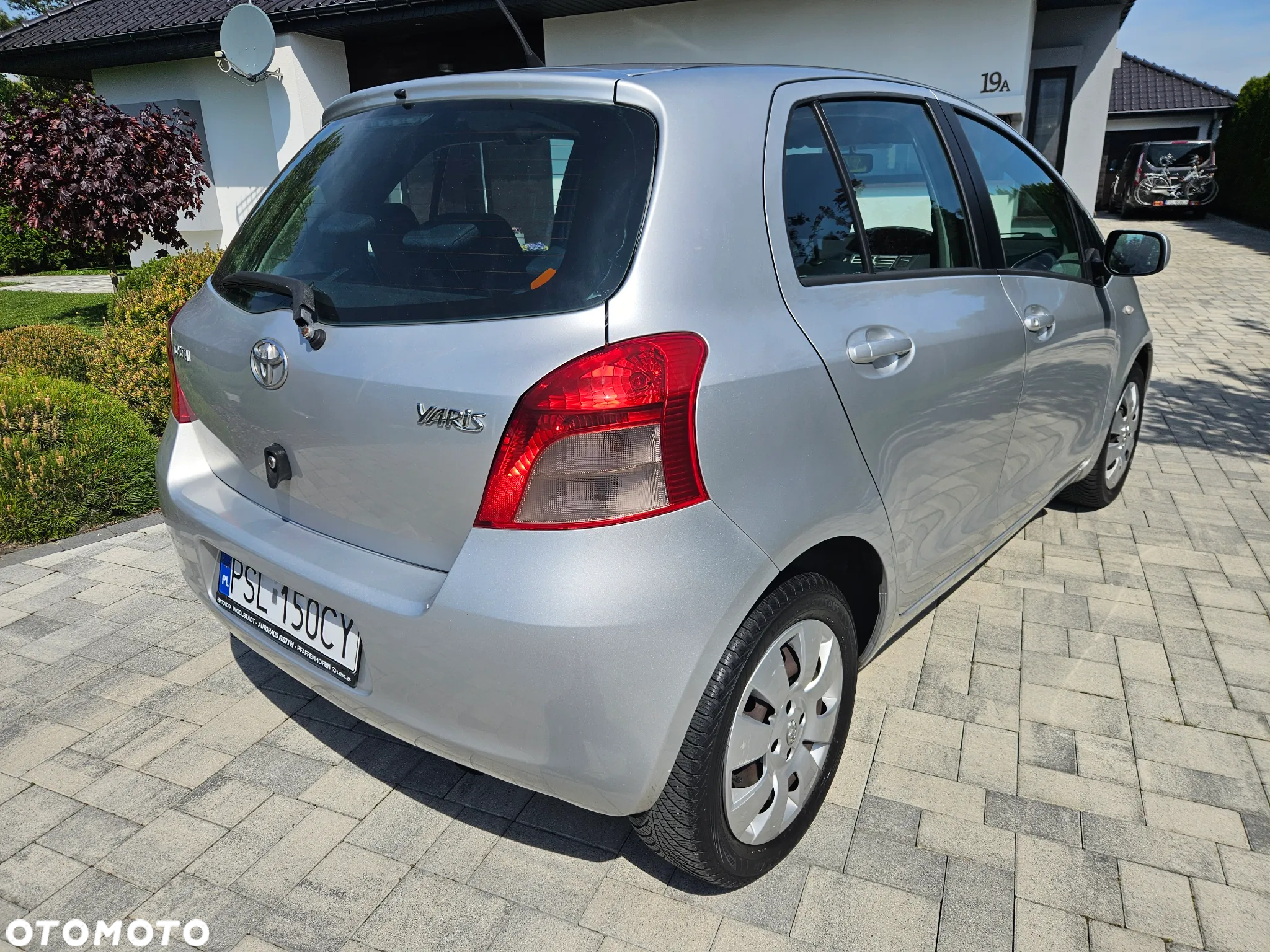 Toyota Yaris 1.3 Sol - 27
