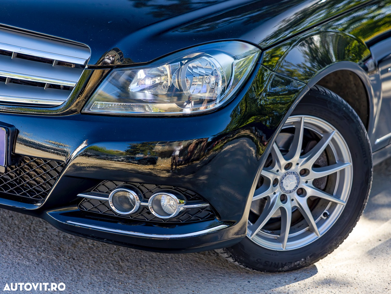 Mercedes-Benz C 180 T BlueEFFICIENCY 7G-TRONIC - 23
