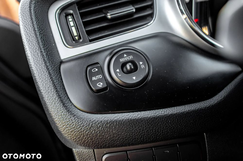 Kia Ceed 1.6 GDI Business Line - 37