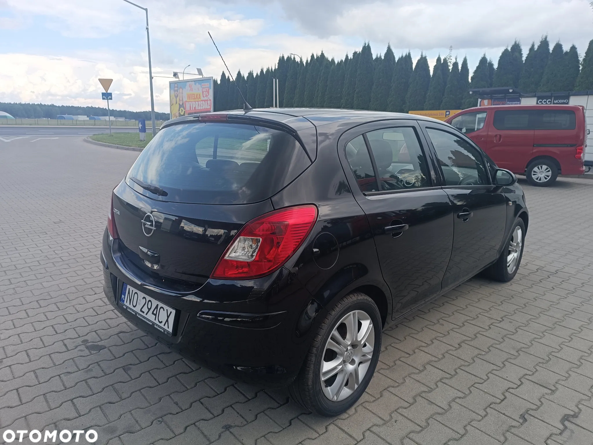 Opel Corsa 1.2 16V Essentia - 4