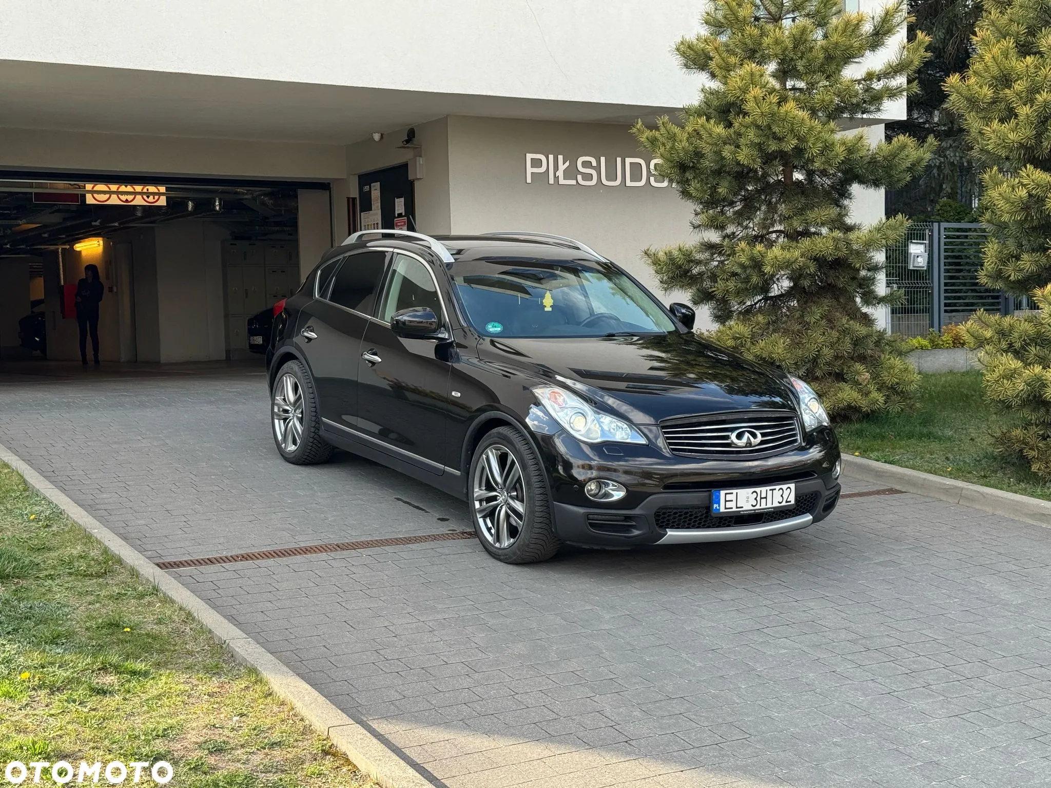 Infiniti EX EX30d Black Premium - 3