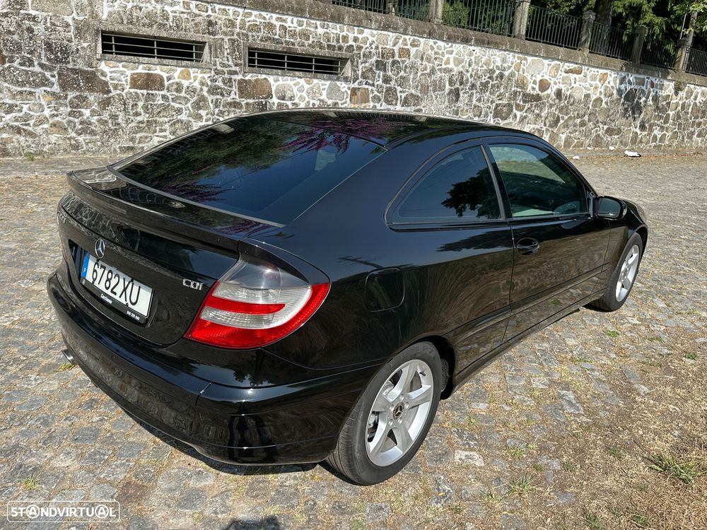 Mercedes-Benz C 220 CDi Sport Coupé Evolution AMG - 16