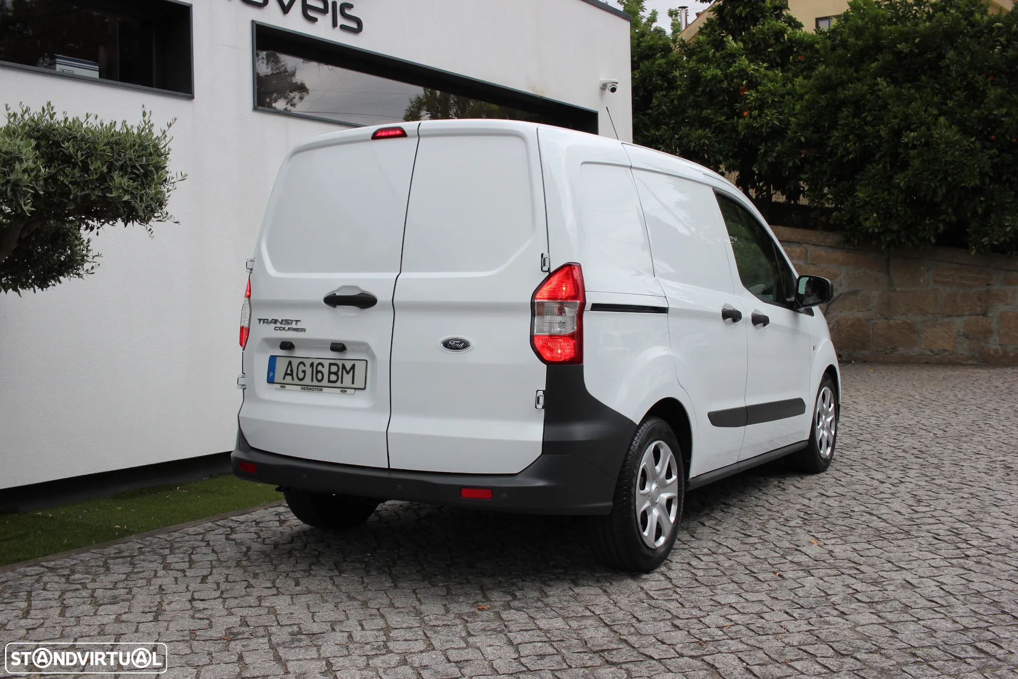Ford TRANSIT COURIER - 4