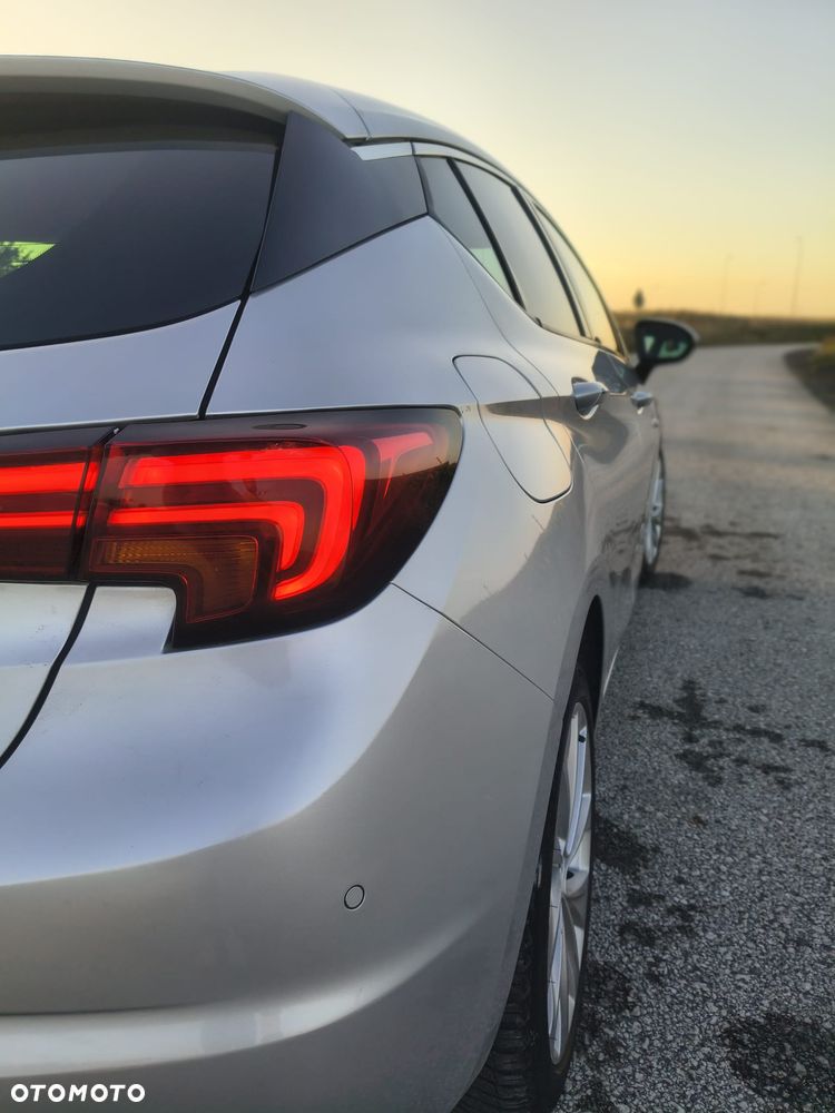 Opel Astra 1.6 CDTI Elite - 37