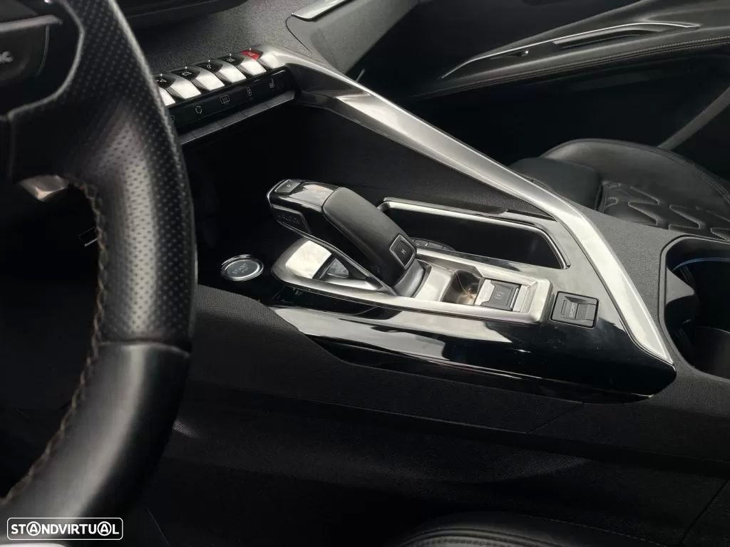 Peugeot 3008 1.5 BlueHDi GT Line EAT8 - 5