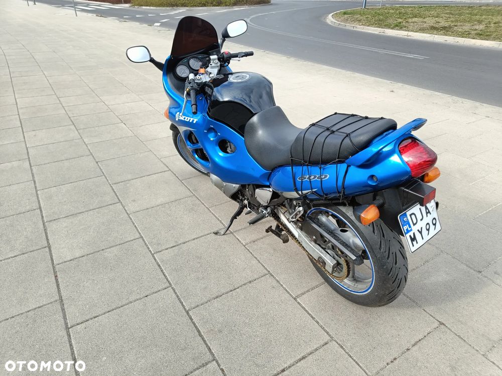 Suzuki GSX-F - Katana - 4