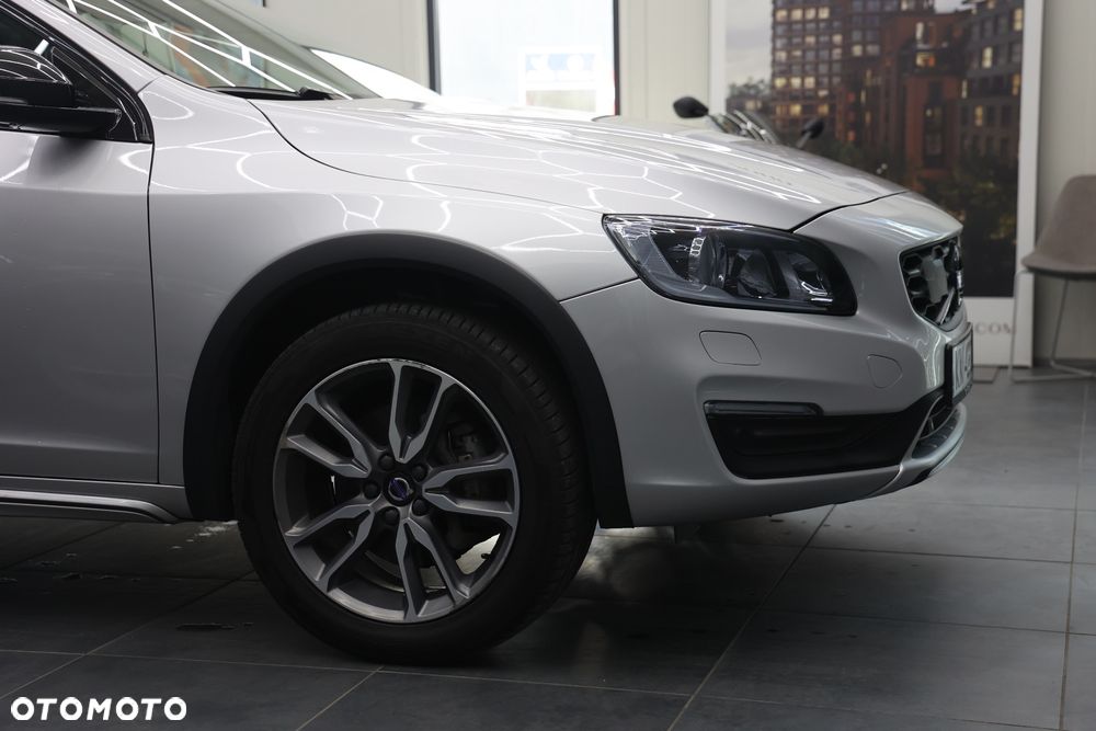Volvo V60 Cross Country T5 AWD Geartronic - 16