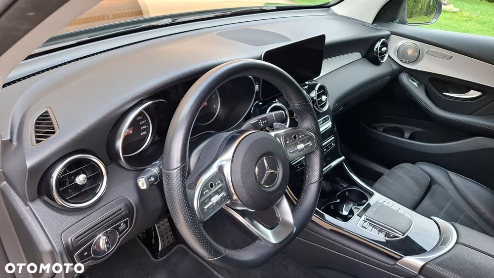 Mercedes-Benz GLC - 20