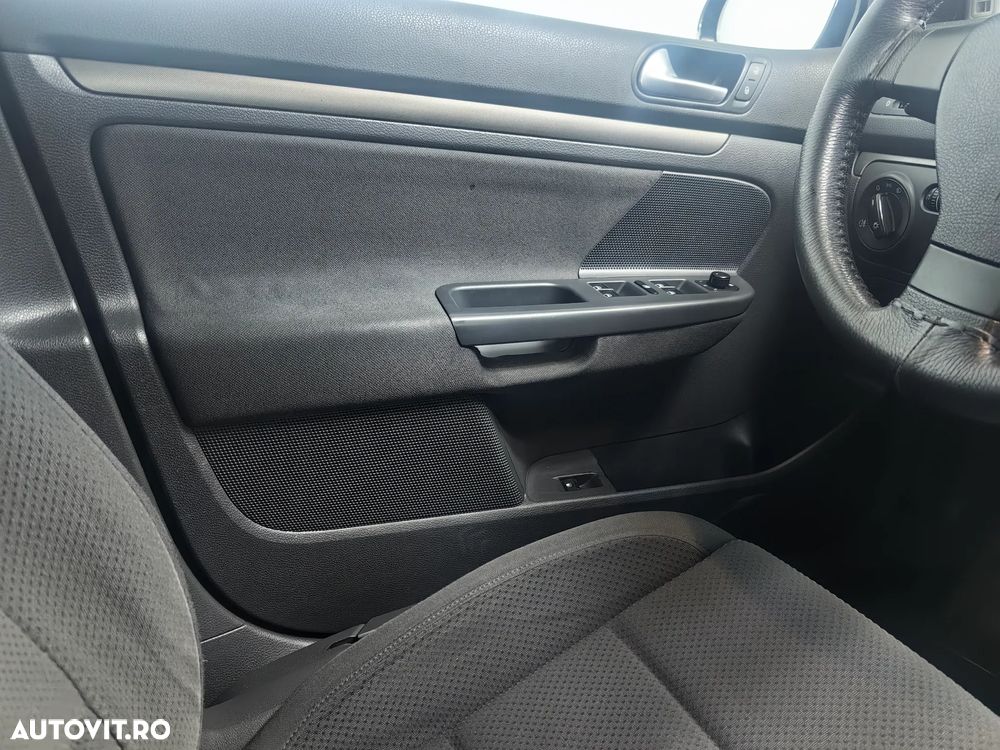 Volkswagen Golf 1.6 Automatik - 20