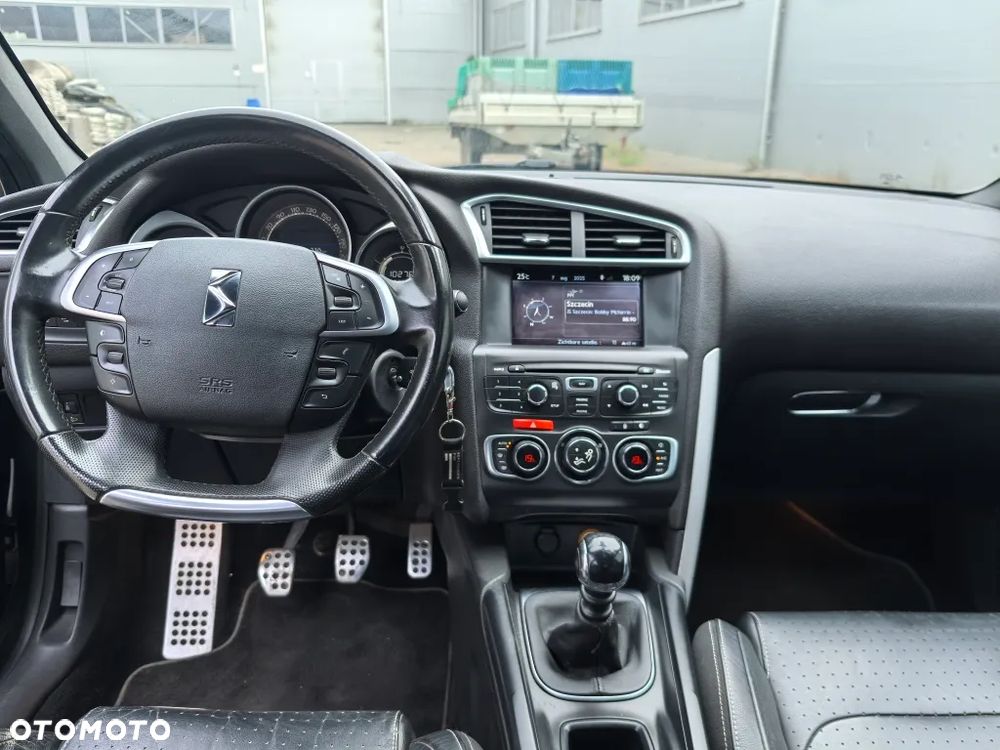 Citroën DS4 e-HDi 115 Chic - 7