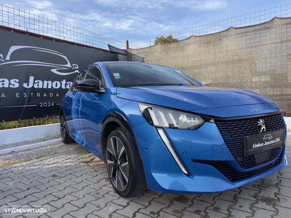 Peugeot e-208 GT+ - 5