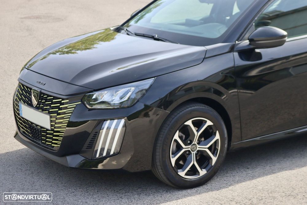 Peugeot 208 1.2 PureTech Active - 12