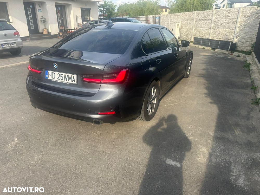 BMW Seria 3 330d Aut. Sport Line - 5