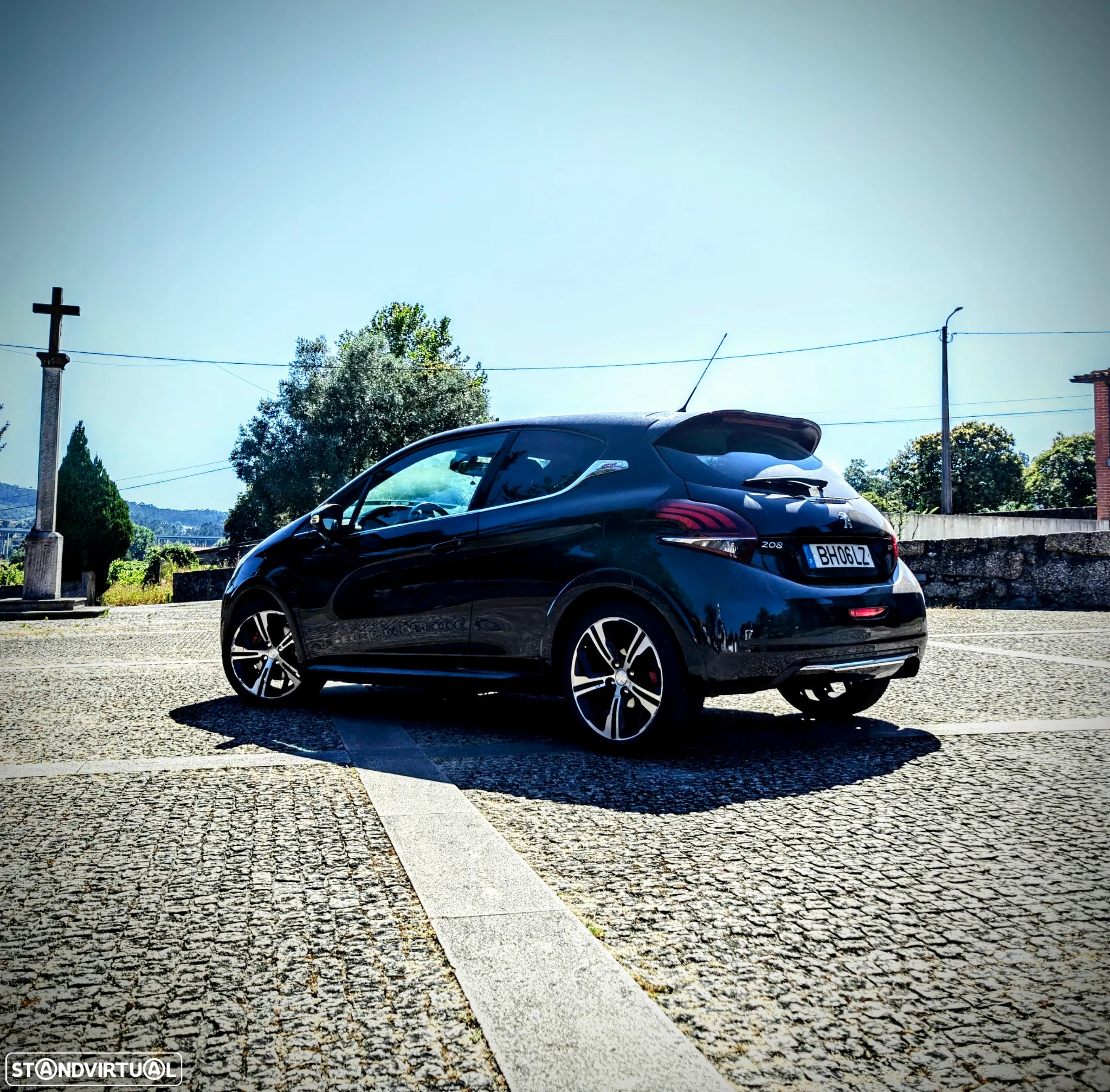 Peugeot 208 GTI 200 THP - 25